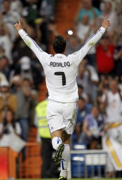 也是离开他 也是离开他