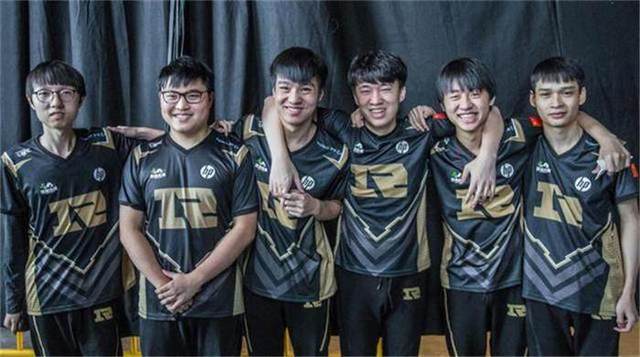 在对阵瑞士 在对阵瑞士